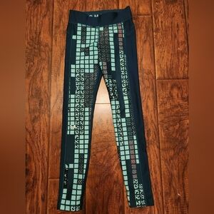 Under Armour compression leggings‎